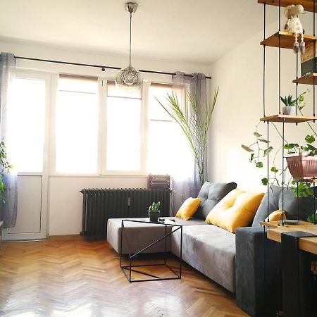 Sunny Downtown Apartment For 4 ソフィア エクステリア 写真